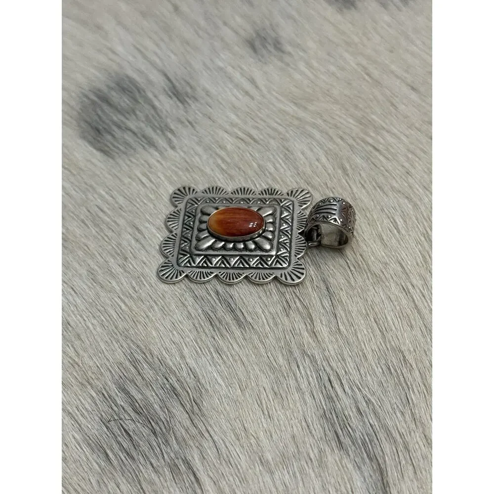 Carolyn Pollack Relios Sterling Silver Orange Spiny Oyster Concho Stamp Pendant - Picture 5 of 9